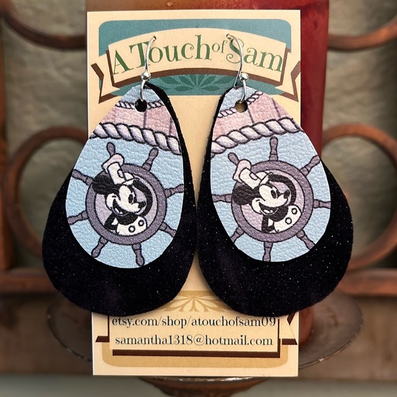 HANDMADE Boutique Cartoon faux leather Double layer earrings! - Picture 1 of 5